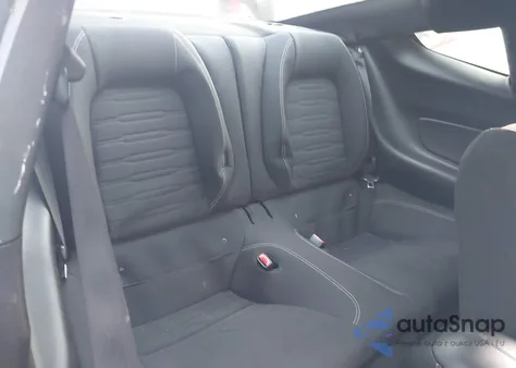 2016 Ford Mustang Ecoboost z USA, uszkodzony, nr VIN 1FA6P8TH6G5301493